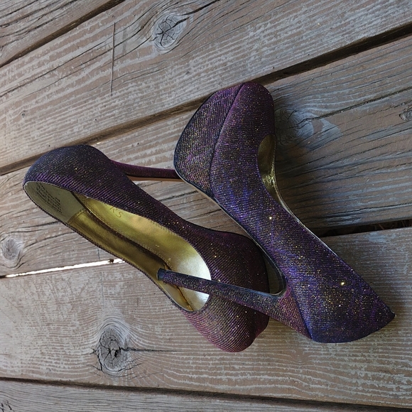Bakers Iridescent Heels 💗💜💙 - Picture 7 of 8